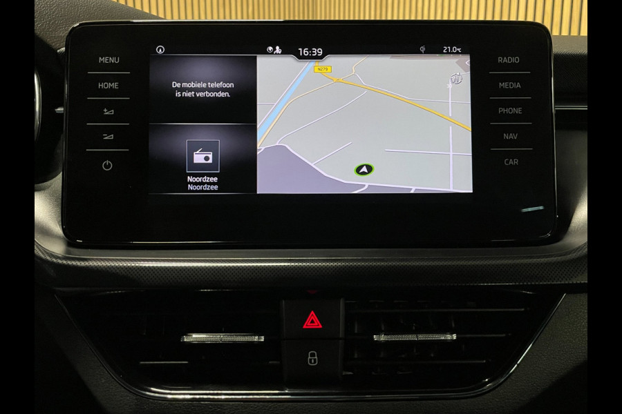 Škoda Kamiq 1.0 TSI Active|TREKHAAK|ACC|ANDROID AUTO|APPLE CARPLAY|CLIMATE CONTROL|DIGITAL COCKPIT|STOELVERWARMING|PDC V+A|LMV|