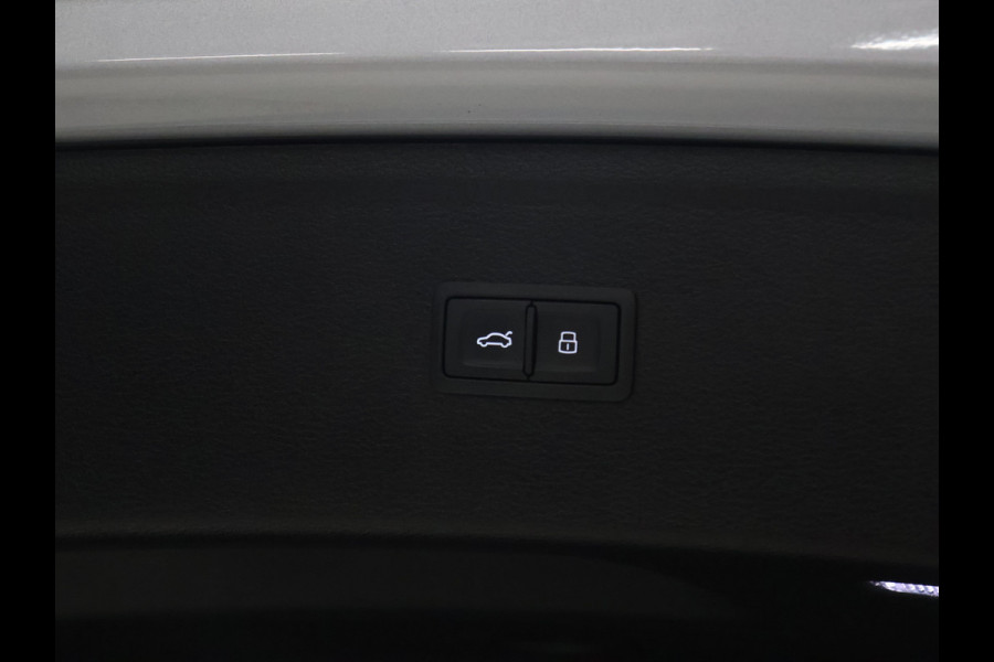 Audi Q5 55 TFSI e quattro Competition S Line [DIGITAL DASH, LUCHTVERING, SCHUIFDAK, 360° CAMERA, BANG&OLUFSEN SOUND, TREKHAAK, STUURVERWARMING, STOELVERWARMING ACHTER, MEMORY SEATS, NIEUWSTAAT]