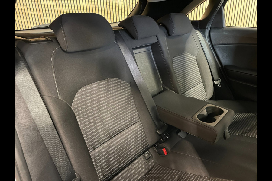 Kia Ceed 1.5 T-GDi DynamicPlusLine|160PK|AUTOMAAT|ACC|ANDROID|CARPLAY|STOEL+STUURVERW|CAMERA|CRUISE+CLIMATE|PDC-A|1e EIG|INCL.BTW|