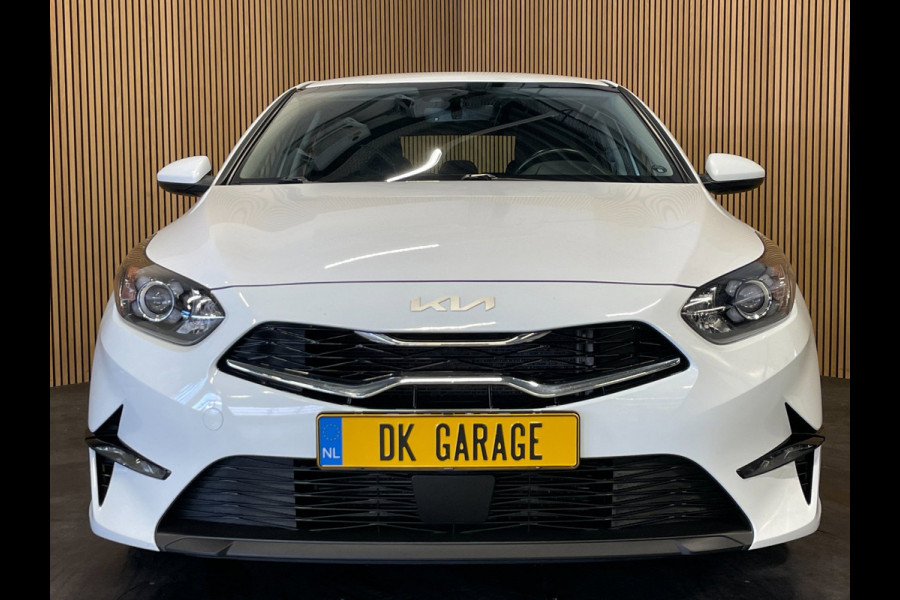 Kia Ceed 1.5 T-GDi DynamicPlusLine|160PK|AUTOMAAT|ACC|ANDROID|CARPLAY|STOEL+STUURVERW|CAMERA|CRUISE+CLIMATE|PDC-A|1e EIG|INCL.BTW|