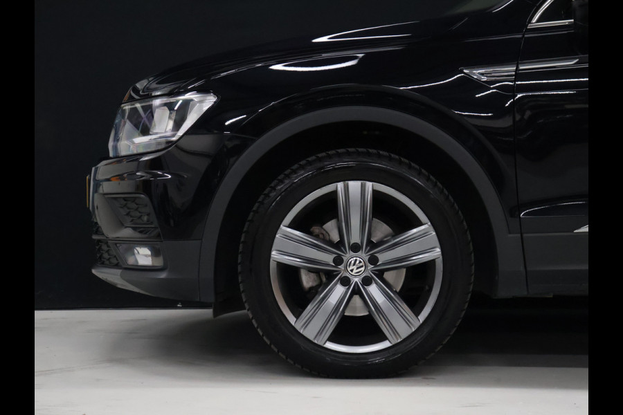 Volkswagen Tiguan Allspace 1.5 TSI Comfortline Business [SCHUIFDAK, APPLE CARPLAY, ANDROID AUTO, VIRTUAL COCKPIT, MASSAGE STOEL, VELOURS BEKLEDING, STOELVERWARMING, PARKEERSENSOR VOOR+ACHTER, NIEUWSTAAT]