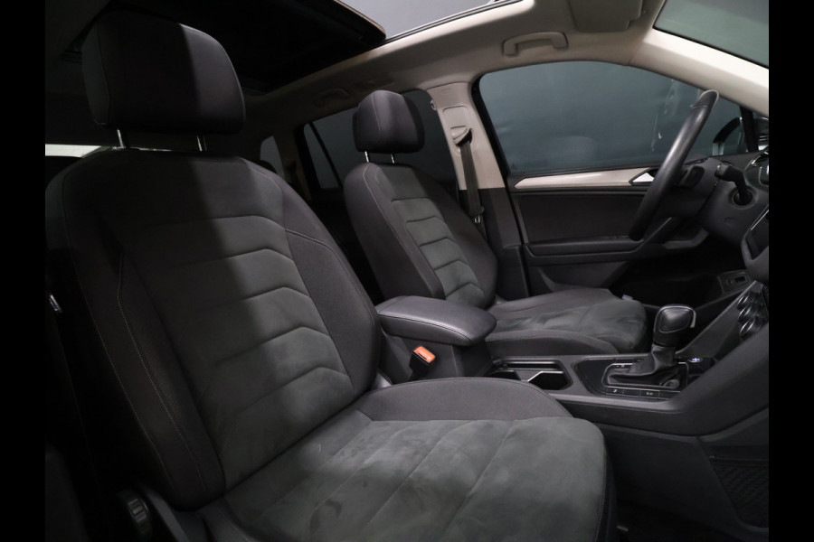 Volkswagen Tiguan Allspace 1.5 TSI Comfortline Business [SCHUIFDAK, APPLE CARPLAY, ANDROID AUTO, VIRTUAL COCKPIT, MASSAGE STOEL, VELOURS BEKLEDING, STOELVERWARMING, PARKEERSENSOR VOOR+ACHTER, NIEUWSTAAT]