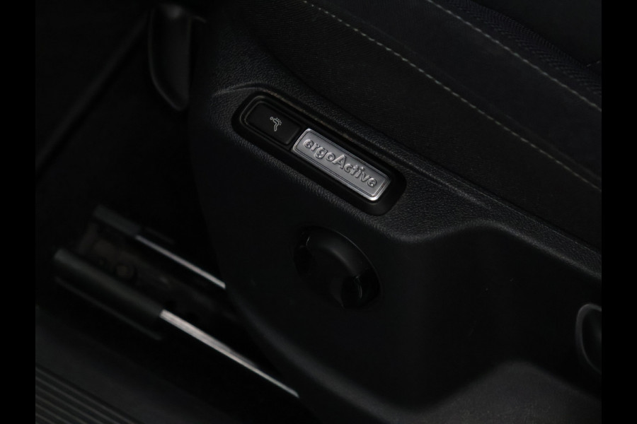 Volkswagen Tiguan Allspace 1.5 TSI Comfortline Business [SCHUIFDAK, APPLE CARPLAY, ANDROID AUTO, VIRTUAL COCKPIT, MASSAGE STOEL, VELOURS BEKLEDING, STOELVERWARMING, PARKEERSENSOR VOOR+ACHTER, NIEUWSTAAT]