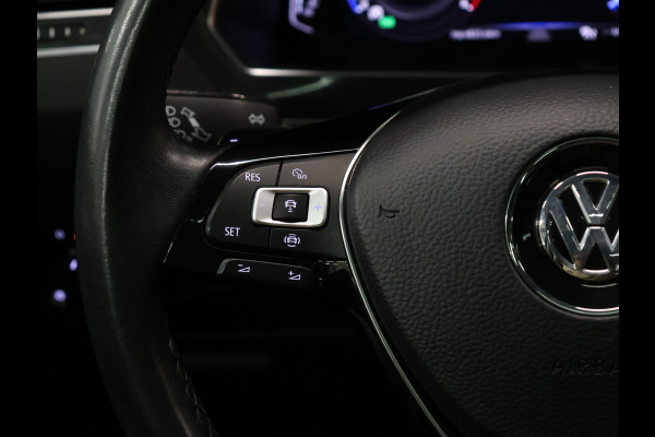 Volkswagen Tiguan Allspace 1.5 TSI Comfortline Business [SCHUIFDAK, APPLE CARPLAY, ANDROID AUTO, VIRTUAL COCKPIT, MASSAGE STOEL, VELOURS BEKLEDING, STOELVERWARMING, PARKEERSENSOR VOOR+ACHTER, NIEUWSTAAT]
