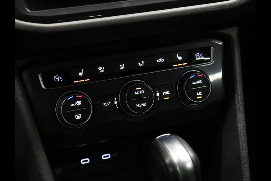 Volkswagen Tiguan Allspace 1.5 TSI Comfortline Business [SCHUIFDAK, APPLE CARPLAY, ANDROID AUTO, VIRTUAL COCKPIT, MASSAGE STOEL, VELOURS BEKLEDING, STOELVERWARMING, PARKEERSENSOR VOOR+ACHTER, NIEUWSTAAT]