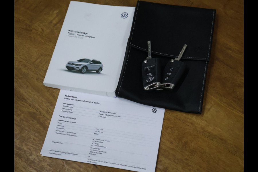 Volkswagen Tiguan Allspace 1.5 TSI Comfortline Business [SCHUIFDAK, APPLE CARPLAY, ANDROID AUTO, VIRTUAL COCKPIT, MASSAGE STOEL, VELOURS BEKLEDING, STOELVERWARMING, PARKEERSENSOR VOOR+ACHTER, NIEUWSTAAT]