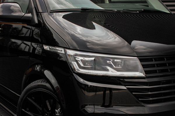 Volkswagen Transporter 2.0 TDI L2H1 CARAVELLE 204PK DC DUBBEL CABINE / ELEK.SCHUIF / FULL OPTIONS / LEDER / FULL BLACK / APPLE CAR