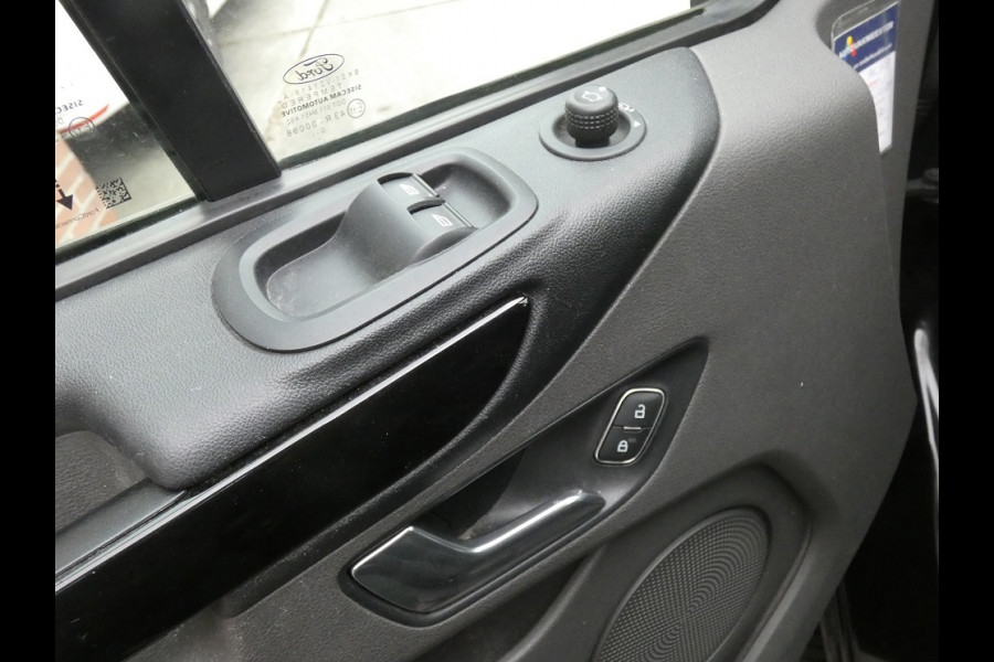 Ford Transit Custom 320 2.0 TDCI L2H1 Sport* navi/cam*xenon*