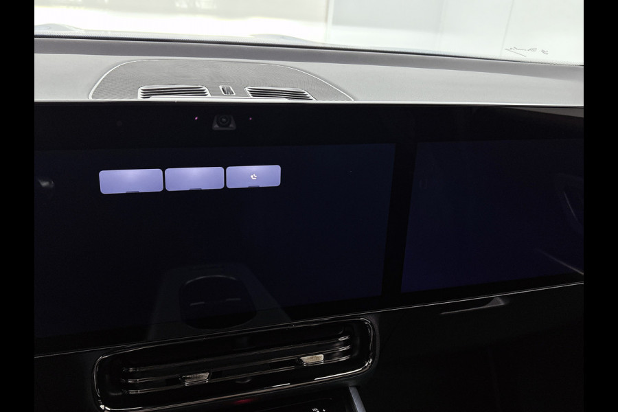 Mercedes-Benz Glb 250+ Business Solution AMG 7p. 85.5 kWh | Premium Plus pakket | Winterpakket | Nightpakket | GUARD 360° | Trekhaak | Vast panoramadak | Burmester® 3D surround sound |