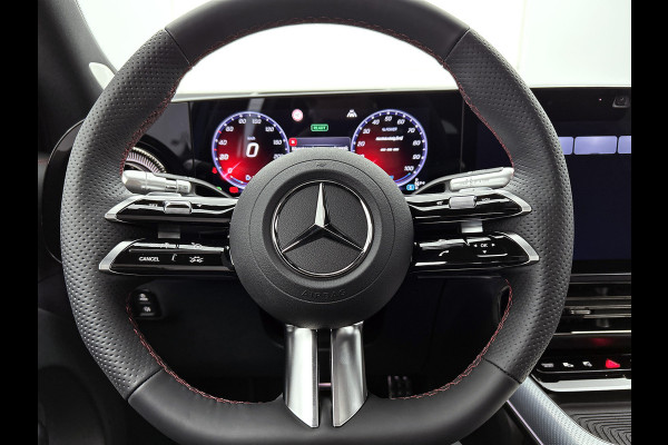 Mercedes-Benz Glb 250+ Business Solution AMG 7p. 85.5 kWh | Premium Plus pakket | Winterpakket | Nightpakket | GUARD 360° | Trekhaak | Vast panoramadak | Burmester® 3D surround sound |