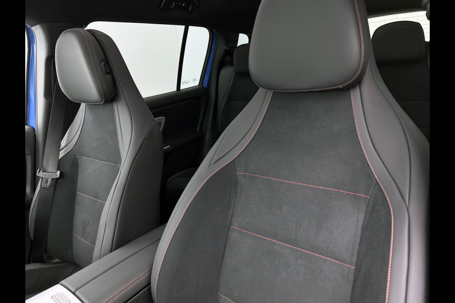 Mercedes-Benz Glb 250+ Business Solution AMG 7p. 85.5 kWh | Premium Plus pakket | Winterpakket | Nightpakket | GUARD 360° | Trekhaak | Vast panoramadak | Burmester® 3D surround sound |