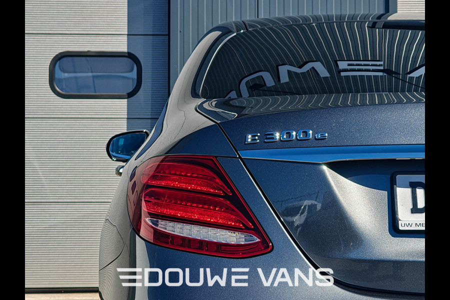 Mercedes-Benz E-Klasse 300e Head Up Exclusive Memory Burmester Panorama Hybrid VOL Leder 360 Camera