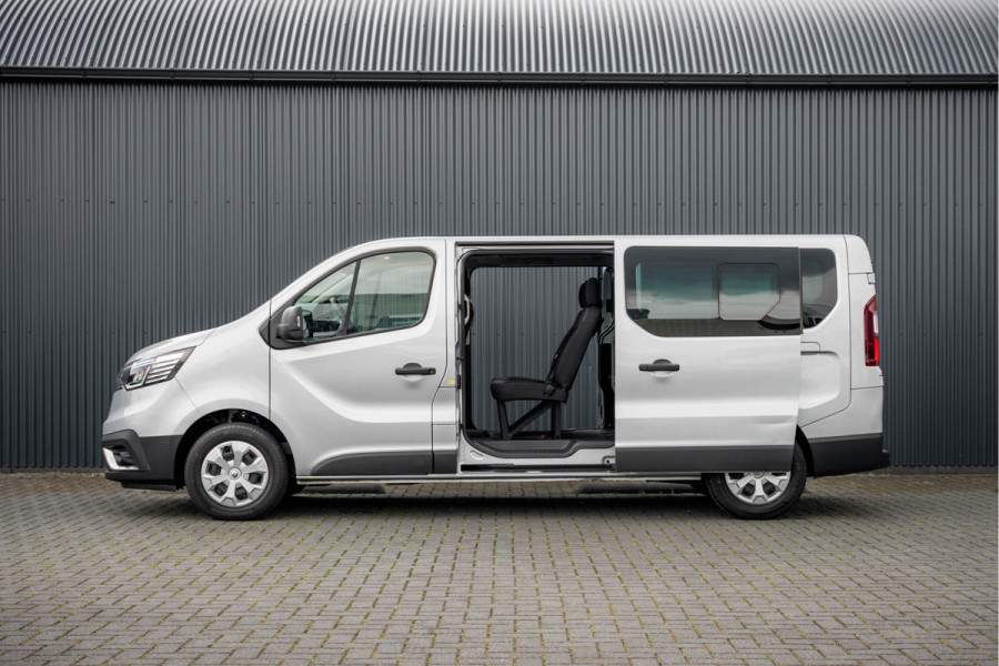 Renault Trafic Blue dCi 150PK | L2H1 | 9-Zits | IN BPM/BTW | LED | Canera | Navi | Zijschuifdeur R+L | Cruise | Airco | PDC | Euro 6