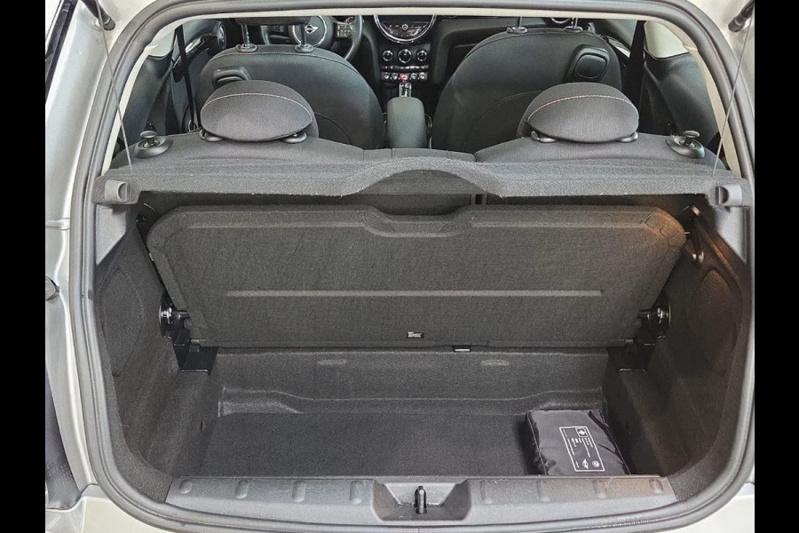 MINI Cooper 1.5 Aut. ** LED, NAVI, PANORAMA, H&K Sound, HuD, CRUISE, KEYLESS ** 1e EIG - UNFALLFREI ** ** INFORMEER OOK NAAR ONZE AANTREKKELIJKE FINANCIAL-LEASE TARIEVEN **