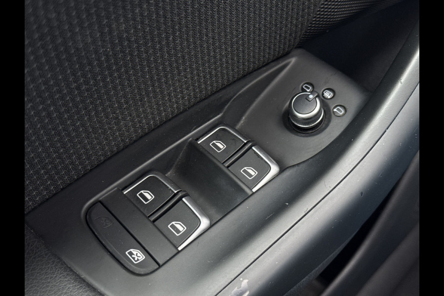 Audi Q3 1.4 TFSI CoD Sport Advance S-line | NL-auto | Pano | Navi | Stoelverw.