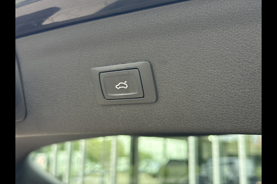 Audi Q3 1.4 TFSI CoD Sport Advance S-line | NL-auto | Pano | Navi | Stoelverw.