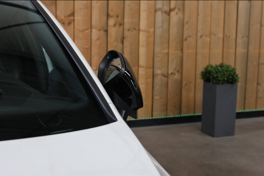 Volkswagen Golf 1.5 eHybrid GTE *Pano*Leder*Head-Up*DCC*Camera*IQ Led*