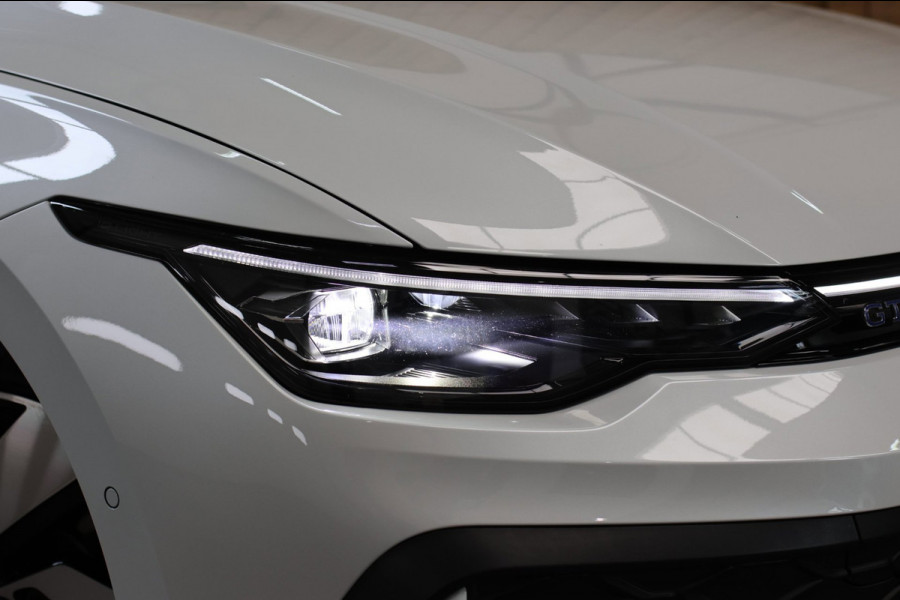 Volkswagen Golf 1.5 eHybrid GTE *Pano*Leder*Head-Up*DCC*Camera*IQ Led*