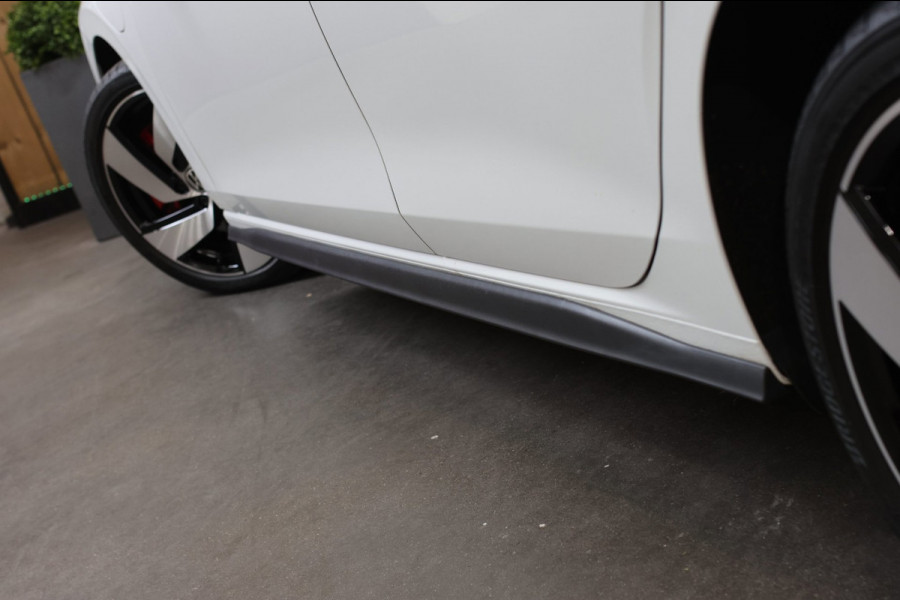 Volkswagen Golf 1.5 eHybrid GTE *Pano*Leder*Head-Up*DCC*Camera*IQ Led*