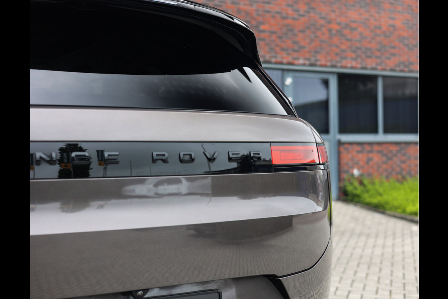 Land Rover Range Rover Sport P550e Autobiography | Pano - Trekhaak - Meridian 3D