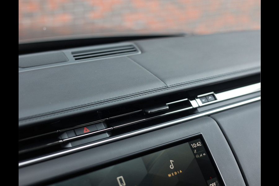 Land Rover Range Rover Sport P550e Autobiography | Pano - Trekhaak - Meridian 3D