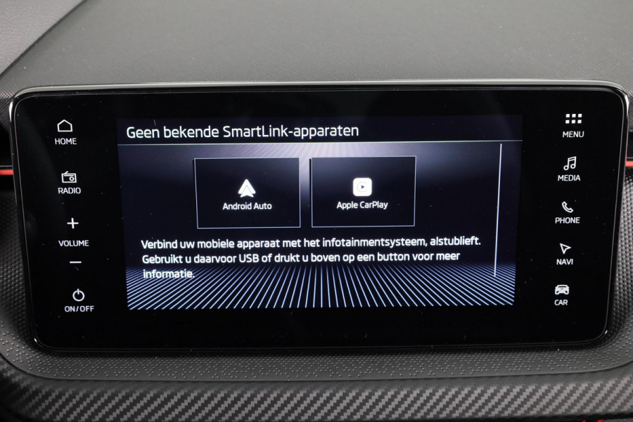 Škoda Kamiq 1.0 TSI Monte Carlo 115 pk | Verlengde garantie | Navigatie via App | Panoramadak | Parkeersensoren | Achteruitrijcamera | Adaptieve cruise controle