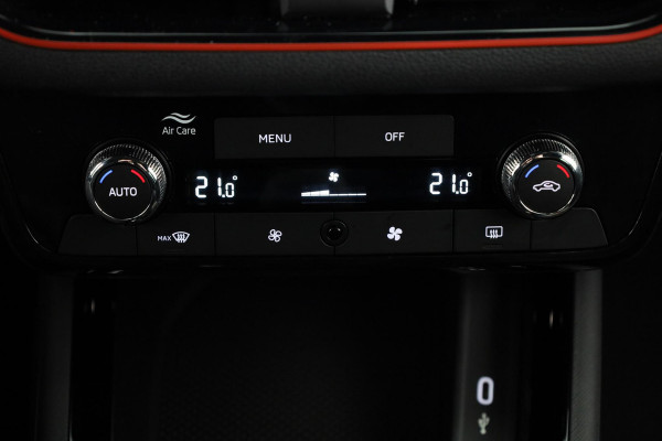 Škoda Kamiq 1.0 TSI Monte Carlo 115 pk | Verlengde garantie | Navigatie via App | Panoramadak | Parkeersensoren | Achteruitrijcamera | Adaptieve cruise controle