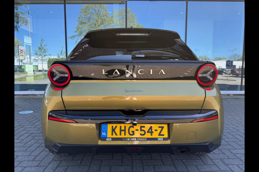 Lancia Ypsilon 1.2 Turbo Hybrid LX - Automaat - Media Apple/Android - Camera - Climate -