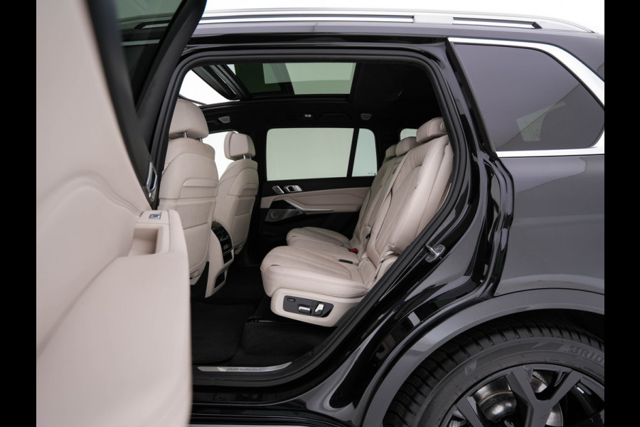 BMW X7 xDrive40i High Executive [ 7-Pers. ] *PANO | LEATHER | LASER-LIGHT | HEAD-UP | ADAPTIVE-CRUISE | BLINDSPOT | SOFT-CLOSE | BOWERS&WILKINS | MEMORY-PACK | DIGI-COCKPIT | KEYLESS | DAB+ | TOPVIEW | HEATED-COMFORTSEATS | 20''ALU*