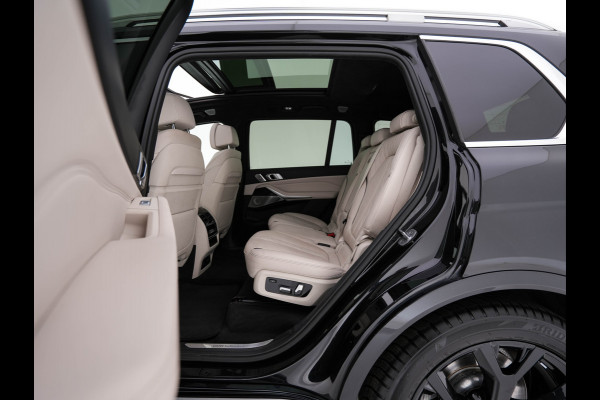 BMW X7 xDrive40i High Executive [ 7-Pers. ] *PANO | LEATHER | LASER-LIGHT | HEAD-UP | ADAPTIVE-CRUISE | BLINDSPOT | SOFT-CLOSE | BOWERS&WILKINS | MEMORY-PACK | DIGI-COCKPIT | KEYLESS | DAB+ | TOPVIEW | HEATED-COMFORTSEATS | 20''ALU*