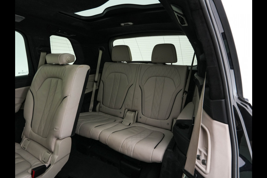 BMW X7 xDrive40i High Executive [ 7-Pers. ] *PANO | LEATHER | LASER-LIGHT | HEAD-UP | ADAPTIVE-CRUISE | BLINDSPOT | SOFT-CLOSE | BOWERS&WILKINS | MEMORY-PACK | DIGI-COCKPIT | KEYLESS | DAB+ | TOPVIEW | HEATED-COMFORTSEATS | 20''ALU*