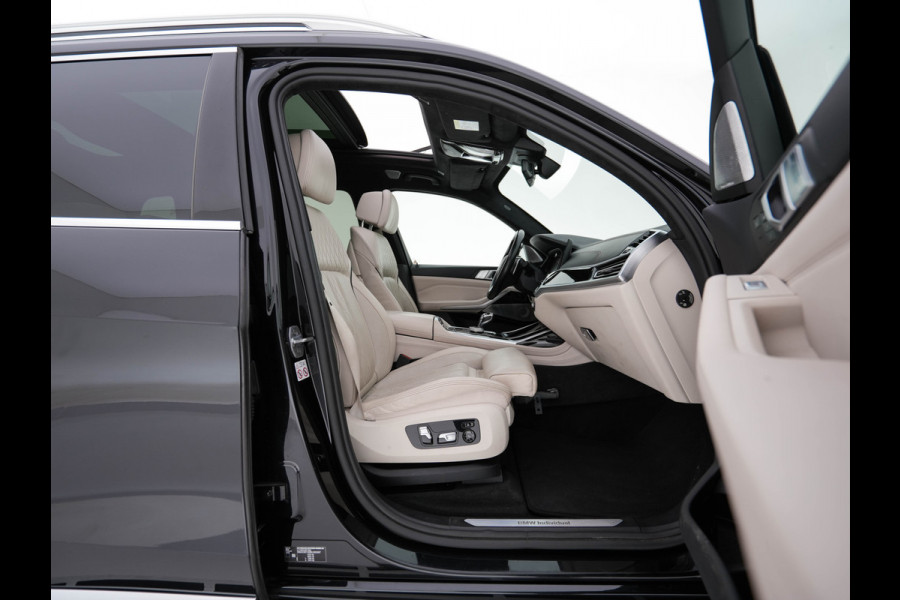 BMW X7 xDrive40i High Executive [ 7-Pers. ] *PANO | LEATHER | LASER-LIGHT | HEAD-UP | ADAPTIVE-CRUISE | BLINDSPOT | SOFT-CLOSE | BOWERS&WILKINS | MEMORY-PACK | DIGI-COCKPIT | KEYLESS | DAB+ | TOPVIEW | HEATED-COMFORTSEATS | 20''ALU*