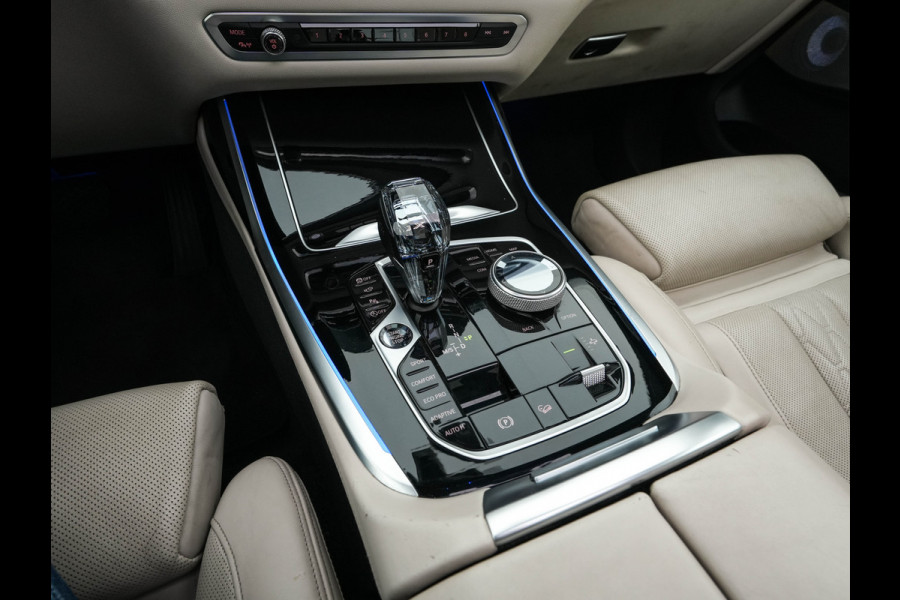 BMW X7 xDrive40i High Executive [ 7-Pers. ] *PANO | LEATHER | LASER-LIGHT | HEAD-UP | ADAPTIVE-CRUISE | BLINDSPOT | SOFT-CLOSE | BOWERS&WILKINS | MEMORY-PACK | DIGI-COCKPIT | KEYLESS | DAB+ | TOPVIEW | HEATED-COMFORTSEATS | 20''ALU*