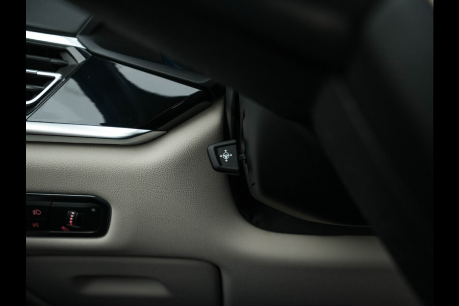 BMW X7 xDrive40i High Executive [ 7-Pers. ] *PANO | LEATHER | LASER-LIGHT | HEAD-UP | ADAPTIVE-CRUISE | BLINDSPOT | SOFT-CLOSE | BOWERS&WILKINS | MEMORY-PACK | DIGI-COCKPIT | KEYLESS | DAB+ | TOPVIEW | HEATED-COMFORTSEATS | 20''ALU*