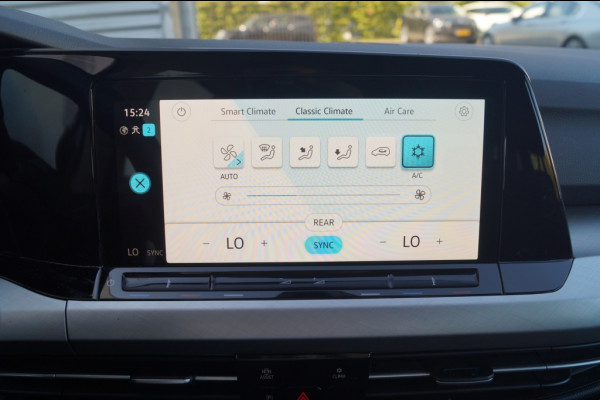 Volkswagen Golf 1.5 TSI 130pk Life Business -LED-NAVI-ECC-PDC-CAM-