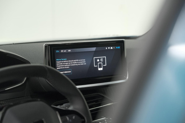 Peugeot e-2008 EV Allure 54 kWh | 11 KW Lader | Apple Carplay | Parkeersensoren