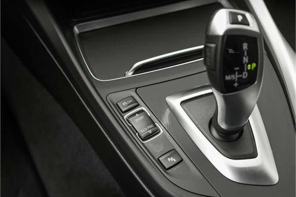 BMW 1-serie 118i Executive Climate PDC LED Cruise