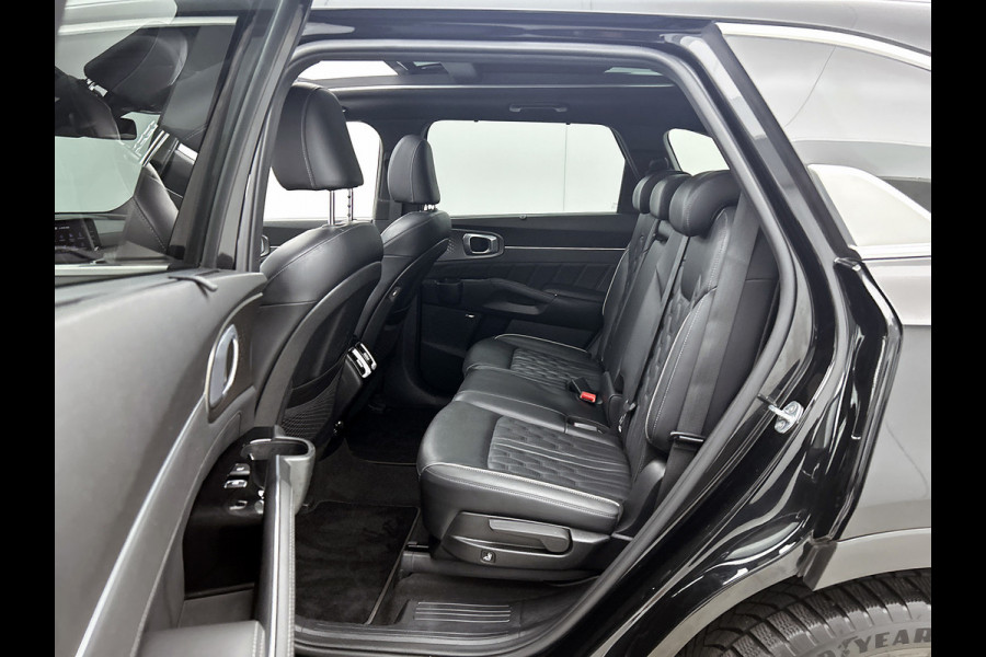 Kia Sorento 1.6 T-GDI Hybrid ExecutiveLine 7p.(1e Eig, NL-auto, Goed OndH, VOL!!, Pano, Bose, 360 Camera, Trekhaak, Carplay, Etc)