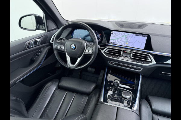 BMW X5 xDrive45e High Executive VAN: 55.900,- VOOR: 51.877,- UW WKVOORDEEL: 4.023,- | HARMAN KARDON| ELEK. TREKHAAK|ELEK. SCHUIF/ KANTELDAK| ACHTERBANK VERWARMING| HEAD-UP DISPLAY| DODE HOEK SENSOR| CAMERA| ACHTERAS BESTURING