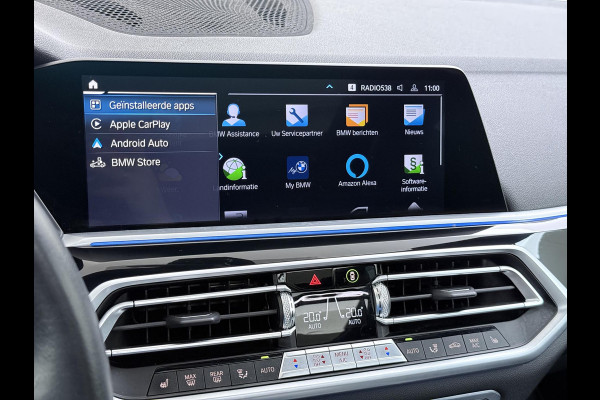 BMW X5 xDrive45e High Executive VAN: 55.900,- VOOR: 51.877,- UW WKVOORDEEL: 4.023,- | HARMAN KARDON| ELEK. TREKHAAK|ELEK. SCHUIF/ KANTELDAK| ACHTERBANK VERWARMING| HEAD-UP DISPLAY| DODE HOEK SENSOR| CAMERA| ACHTERAS BESTURING