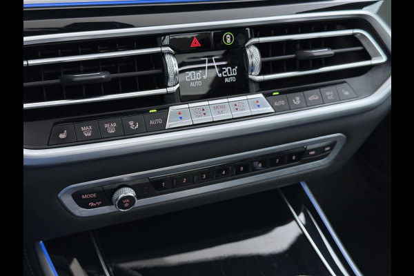 BMW X5 xDrive45e High Executive VAN: 55.900,- VOOR: 51.877,- UW WKVOORDEEL: 4.023,- | HARMAN KARDON| ELEK. TREKHAAK|ELEK. SCHUIF/ KANTELDAK| ACHTERBANK VERWARMING| HEAD-UP DISPLAY| DODE HOEK SENSOR| CAMERA| ACHTERAS BESTURING