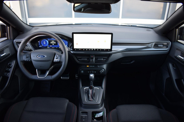 Ford Focus 1.0 EcoBoost Hybrid ST Line X | Pano | Stuur- en Stoelverw. | Sportstoelen