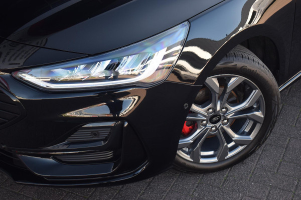 Ford Focus 1.0 EcoBoost Hybrid ST Line X | Pano | Stuur- en Stoelverw. | Sportstoelen
