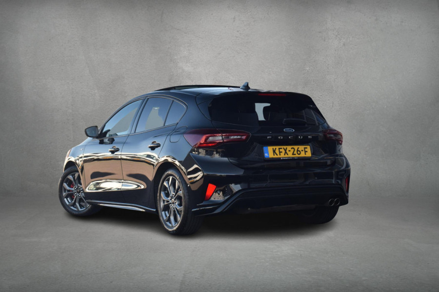 Ford Focus 1.0 EcoBoost Hybrid ST Line X | Pano | Stuur- en Stoelverw. | Sportstoelen