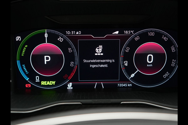 Škoda Superb Combi 1.4 TSI iV Sportline Business PHEV 218pk Dealer O.H. | Trekhaak Af Fabriek | Adaptive Cruise | 360 Camera | Canton Audio | Alcantara Sportstoelen Memory & Verwarmd | Sfeerverlichting | Stuur Verwarmd | Blis | Keyless | Apple Carplay | DAB | Plug In Hybrid |