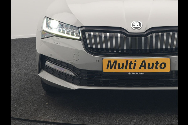 Škoda Superb Combi 1.4 TSI iV Sportline Business PHEV 218pk Dealer O.H. | Trekhaak Af Fabriek | Adaptive Cruise | 360 Camera | Canton Audio | Alcantara Sportstoelen Memory & Verwarmd | Sfeerverlichting | Stuur Verwarmd | Blis | Keyless | Apple Carplay | DAB | Plug In Hybrid |