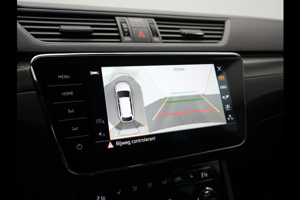 Škoda Superb Combi 1.4 TSI iV Sportline Business PHEV 218pk Dealer O.H. | Trekhaak Af Fabriek | Adaptive Cruise | 360 Camera | Canton Audio | Alcantara Sportstoelen Memory & Verwarmd | Sfeerverlichting | Stuur Verwarmd | Blis | Keyless | Apple Carplay | DAB | Plug In Hybrid |