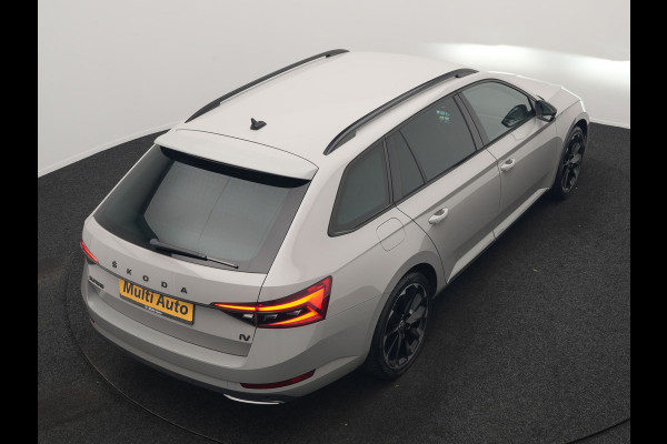Škoda Superb Combi 1.4 TSI iV Sportline Business PHEV 218pk Dealer O.H. | Trekhaak Af Fabriek | Adaptive Cruise | 360 Camera | Canton Audio | Alcantara Sportstoelen Memory & Verwarmd | Sfeerverlichting | Stuur Verwarmd | Blis | Keyless | Apple Carplay | DAB | Plug In Hybrid |