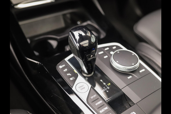 BMW X3 xDrive30e High Executive | 360° Camera | Pano | Leder