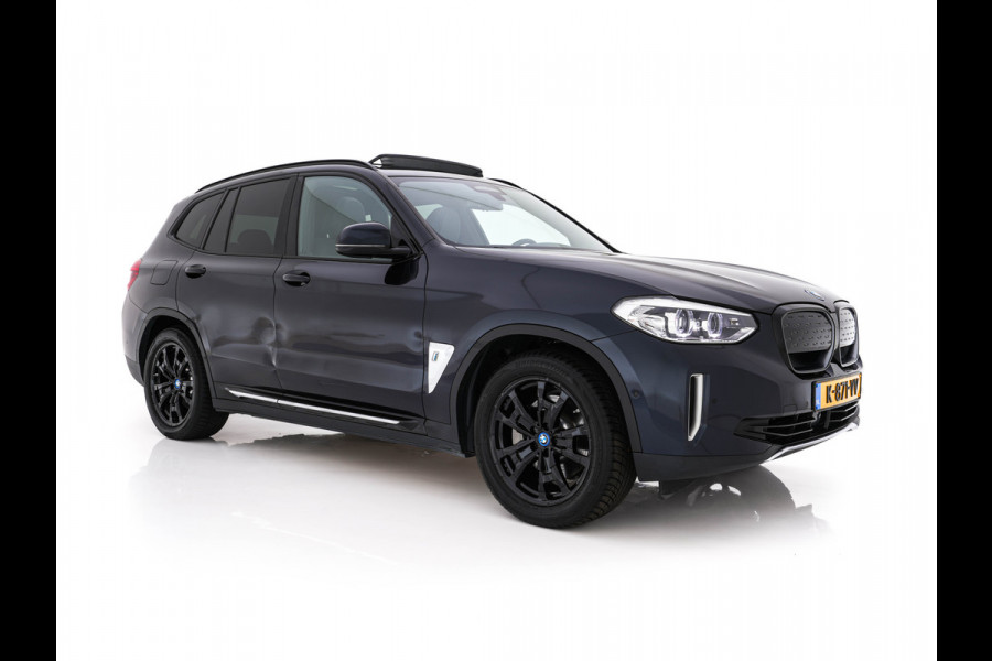 BMW iX3 Executive 80 kWh [ 3-Fase ] {SOH-98%} (INCL-BTW) Aut. *PANO | HEAD-UP | LEATHER | ADAPTIVE-CRUISE | FULL-LED | BLIND-SPOT | MEMORY-PACK | DIGI-COCKPIT | HEATED-COMFORTSEATS | KEYLESS | TOP-VIEW | DAB+ | TOWBAR | 19''ALU*